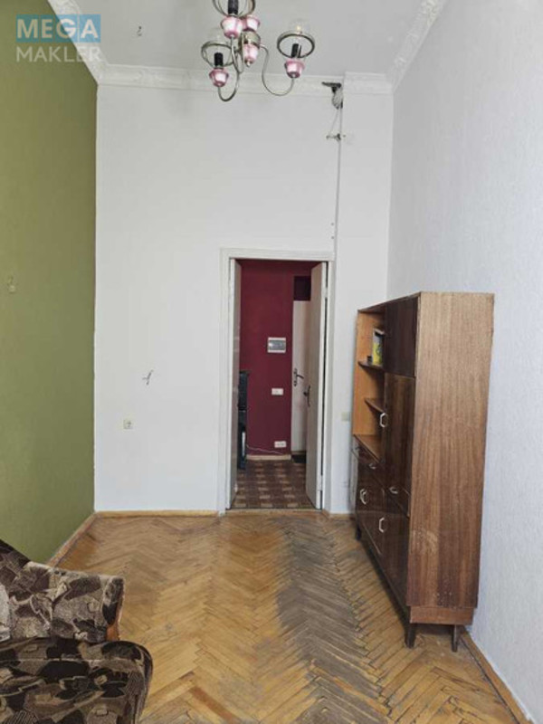 Продаж 3 кімнатної квартири (74/?/11), 3 пов. 4 пов. будинку, <a class="location-link" href="/kiev/" title="Недвижимость Київ">Київ</a>, <a class="location-link" href="/kiev/shevchenkovskij/" title="Недвижимость Шевченківський район">Шевченківський р-н</a>, Володимирська вул. (изображение 5)