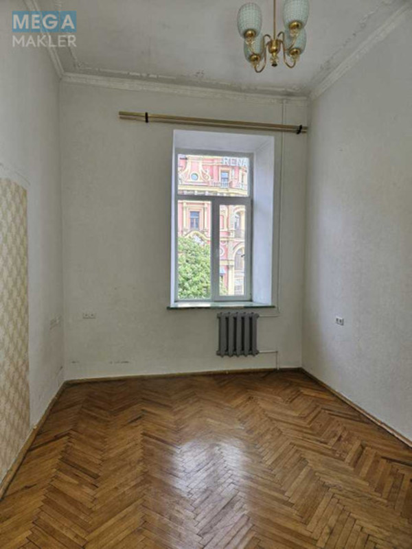 Продаж 3 кімнатної квартири (74/?/11), 3 пов. 4 пов. будинку, <a class="location-link" href="/kiev/" title="Недвижимость Київ">Київ</a>, <a class="location-link" href="/kiev/shevchenkovskij/" title="Недвижимость Шевченківський район">Шевченківський р-н</a>, Володимирська вул. (изображение 6)