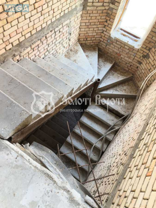 Продаж дома, 2&nbsp;поверху, 526&nbsp;кв.м, 6&nbsp;кімнат, ділянка 24&nbsp;сотки, <a class="location-link" href="/novye-petrovcy/" title="Недвижимость Нові Петрівці">Нові Петрівці</a>, Сонячна вул., 4 (изображение 21)
