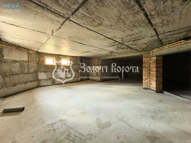 Продаж дома, 2&nbsp;поверху, 526&nbsp;кв.м, 6&nbsp;кімнат, ділянка 24&nbsp;сотки, <a class="location-link" href="/novye-petrovcy/" title="Недвижимость Нові Петрівці">Нові Петрівці</a>, Сонячна вул., 4 (изображение 22)