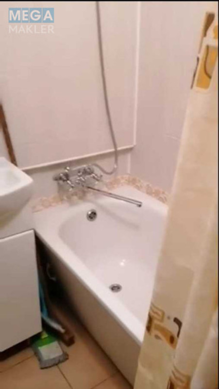 Продаж 3 кімнатної квартири (55/37/5), 2 пов. 4 пов. будинку, <a class="location-link" href="/belaya-tserkov/" title="Недвижимость Біла Церква">Біла Церква</a>, бульвар Олександрійський (изображение 8)