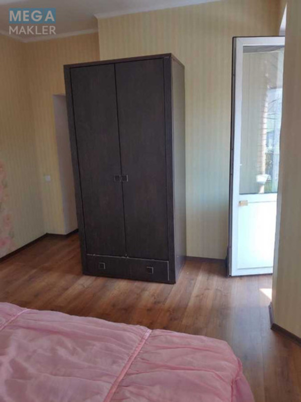 Оренда кімнати (підселення), <a class="location-link" href="/kiev/" title="Недвижимость Київ">Київ</a>, <a class="location-link" href="/kiev/podolskij/" title="Недвижимость Подільський район">Подільський р-н</a>, Полкова вул. (изображение 6)