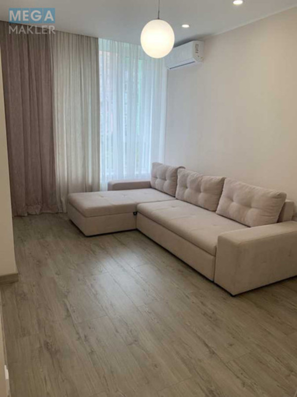 Продаж 3 кімнатної квартири (52/30/21), 3 пов. 9 пов. будинку, <a class="location-link" href="/kiev/" title="Недвижимость Київ">Київ</a>, <a class="location-link" href="/kiev/dneprovskij/" title="Недвижимость Дніпровський район">Дніпровський р-н</a>, Воззєднання просп., 17к2 (изображение 16)