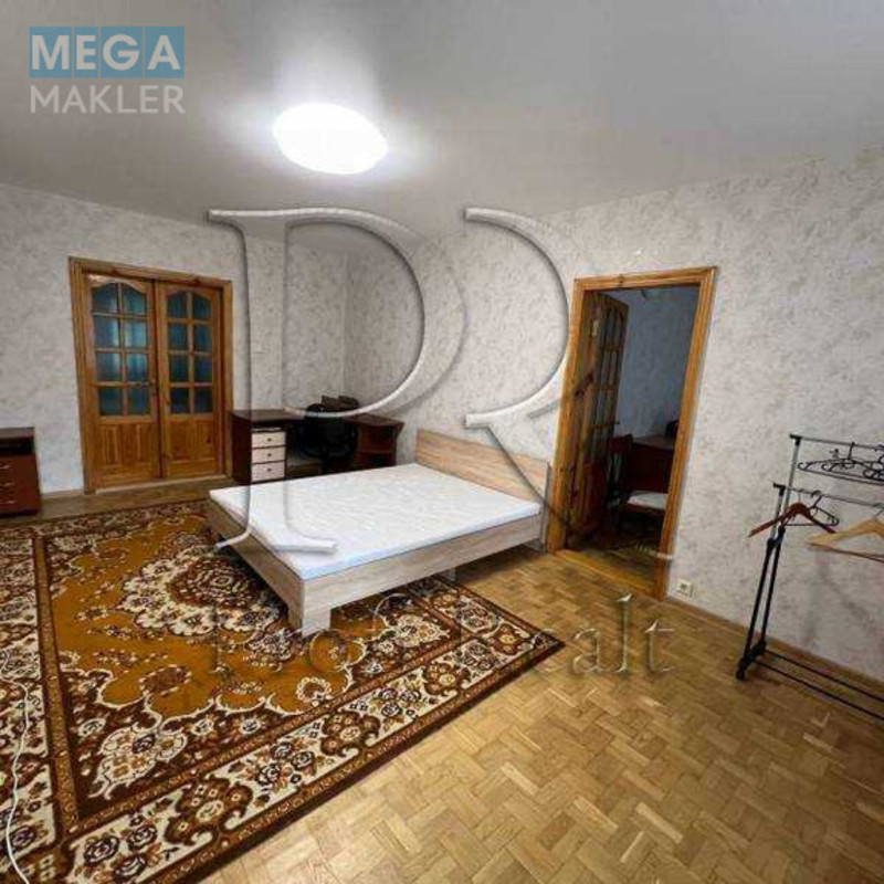 Продаж 5 кімнатної квартири (99/75/10), 1 пов. 10 пов. будинку, <a class="location-link" href="/kiev/" title="Недвижимость Київ">Київ</a>, <a class="location-link" href="/kiev/darnickij/" title="Недвижимость Дарницький район">Дарницький р-н</a>, Тростянецька вулиця, 3 (изображение 7)