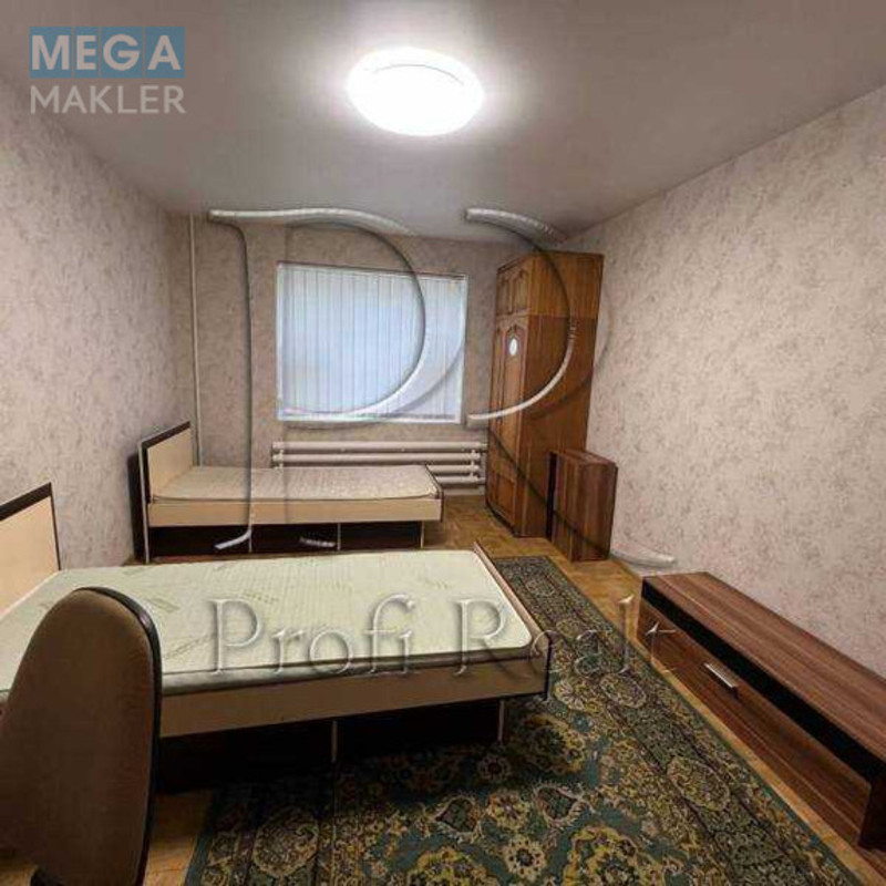 Продаж 5 кімнатної квартири (99/75/10), 1 пов. 10 пов. будинку, <a class="location-link" href="/kiev/" title="Недвижимость Київ">Київ</a>, <a class="location-link" href="/kiev/darnickij/" title="Недвижимость Дарницький район">Дарницький р-н</a>, Тростянецька вулиця, 3 (изображение 8)