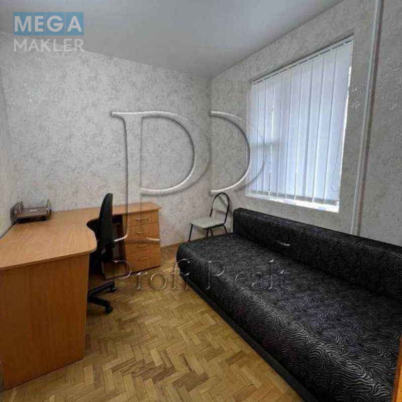 Продаж 5 кімнатної квартири (99/75/10), 1 пов. 10 пов. будинку, <a class="location-link" href="/kiev/" title="Недвижимость Київ">Київ</a>, <a class="location-link" href="/kiev/darnickij/" title="Недвижимость Дарницький район">Дарницький р-н</a>, Тростянецька вулиця, 3 (изображение 10)