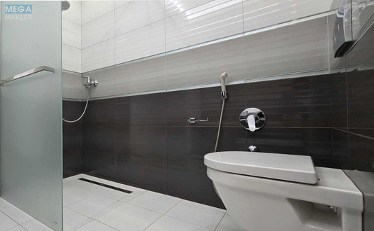 Продаж 3 кімнатної квартири (89/55/16), 7 пов. 10 пов. будинку, <a class="location-link" href="/lutsk/" title="Недвижимость Луцьк">Луцьк</a>, Набережна, 10 (изображение 10)