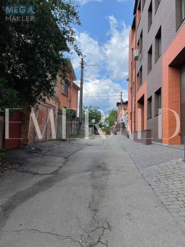 Продаж дома, 1 поверх, 83,40 кв.м, 4 кімнати, ділянка 5 соток, <a class="location-link" href="/kiev/" title="Недвижимость Київ">Київ</a>, <a class="location-link" href="/kiev/podolskij/" title="Недвижимость Подільський район">Подільський р-н</a>, Белицкий пер., 3 (изображение 3)