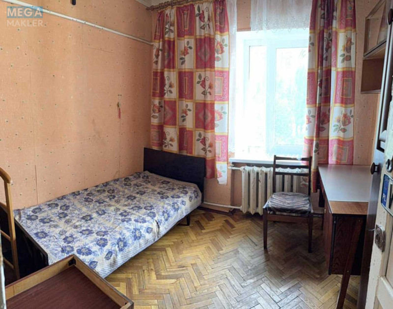Оренда 3 кімнатної квартири, <a class="location-link" href="/kiev/" title="Недвижимость Київ">Київ</a>, <a class="location-link" href="/kiev/dneprovskij/" title="Недвижимость Дніпровський район">Дніпровський р-н</a>, Строителей ул., 12 (изображение 7)