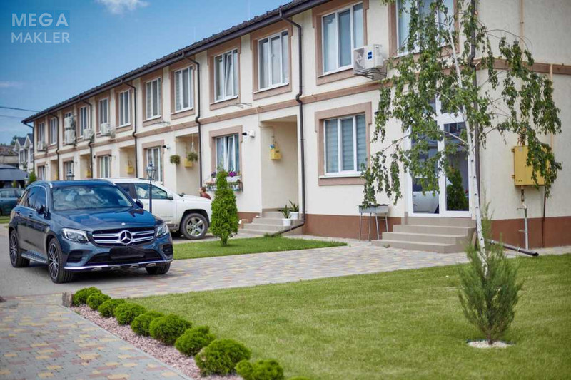 Продаж дома, 2 поверху, 72 кв.м, 3 кімнати, ділянка 72 сотки, <a class="location-link" href="/borispol/" title="Недвижимость Бориспіль">Бориспіль</a>, ясна, 12 (изображение 2)