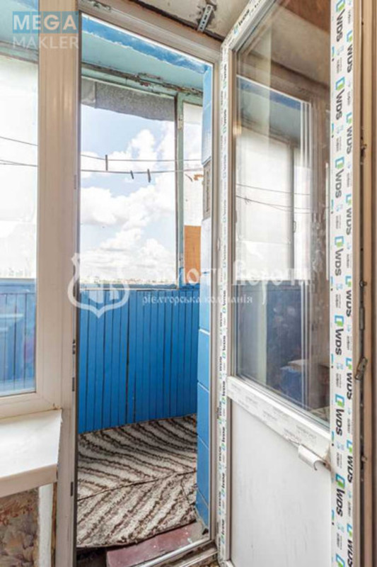 Продаж 1 кімнатної квартири (28/13/6), 7 пов. 9 пов. будинку, <a class="location-link" href="/kiev/" title="Недвижимость Київ">Київ</a>, <a class="location-link" href="/kiev/svyatoshinskij/" title="Недвижимость Святошинський район">Святошинський р-н</a>, Жолудєва вул., 5а (изображение 9)