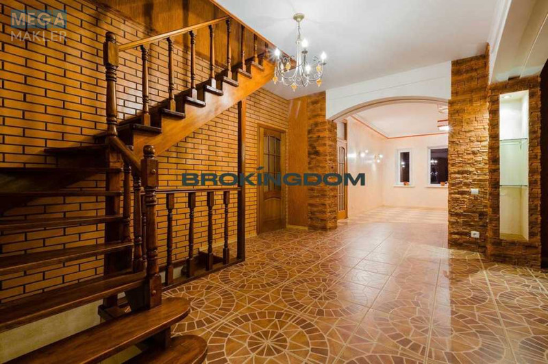 Продаж дома, 3 поверху, 289 кв.м, 5 кімнат, ділянка 6 соток, <a class="location-link" href="/kiev/" title="Недвижимость Київ">Київ</a>, <a class="location-link" href="/kiev/svyatoshinskij/" title="Недвижимость Святошинський район">Святошинський р-н</a>, переулок Октябрьский, 6 (изображение 7)