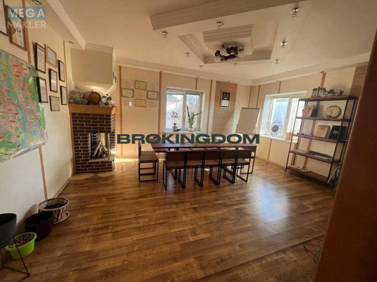 Продаж дома, 3&nbsp;поверху, 289&nbsp;кв.м, 5&nbsp;кімнат, ділянка 6&nbsp;соток, <a class="location-link" href="/kiev/" title="Недвижимость Київ">Київ</a>, <a class="location-link" href="/kiev/svyatoshinskij/" title="Недвижимость Святошинський район">Святошинський р-н</a>, переулок Октябрьский, 6 (изображение 8)