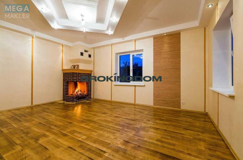 Продаж дома, 3 поверху, 289 кв.м, 5 кімнат, ділянка 6 соток, <a class="location-link" href="/kiev/" title="Недвижимость Київ">Київ</a>, <a class="location-link" href="/kiev/svyatoshinskij/" title="Недвижимость Святошинський район">Святошинський р-н</a>, переулок Октябрьский, 6 (изображение 14)