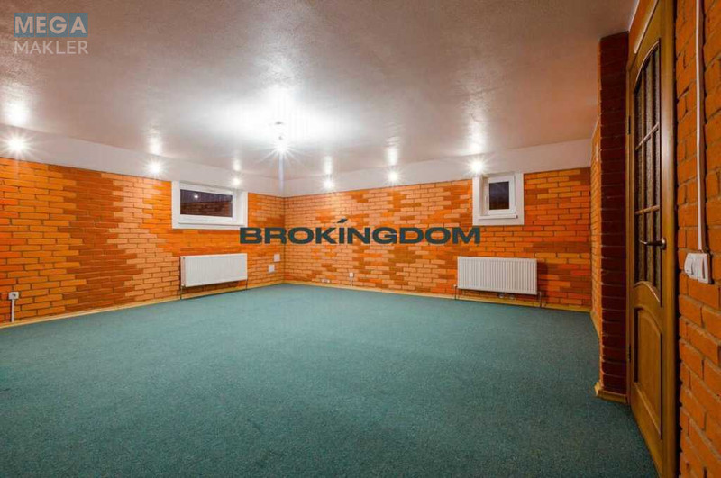 Продаж дома, 3 поверху, 289 кв.м, 5 кімнат, ділянка 6 соток, <a class="location-link" href="/kiev/" title="Недвижимость Київ">Київ</a>, <a class="location-link" href="/kiev/svyatoshinskij/" title="Недвижимость Святошинський район">Святошинський р-н</a>, переулок Октябрьский, 6 (изображение 19)