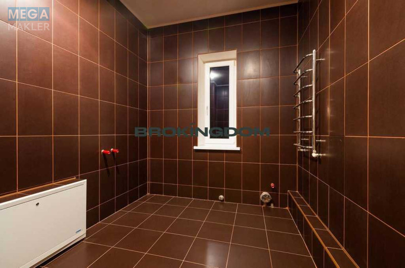 Продаж дома, 3 поверху, 289 кв.м, 5 кімнат, ділянка 6 соток, <a class="location-link" href="/kiev/" title="Недвижимость Київ">Київ</a>, <a class="location-link" href="/kiev/svyatoshinskij/" title="Недвижимость Святошинський район">Святошинський р-н</a>, переулок Октябрьский, 6 (изображение 22)