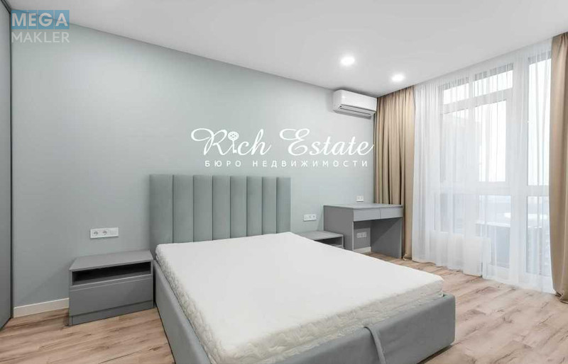 Оренда 1 кімнатної квартири, <a class="location-link" href="/kiev/" title="Недвижимость Київ">Київ</a>, <a class="location-link" href="/kiev/pecherskij/" title="Недвижимость Печерський район">Печерський р-н</a>, Джона Маккейна ул., 3а (изображение 2)