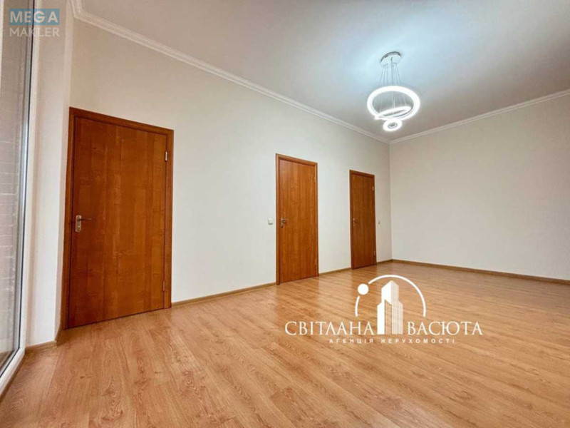 Продаж 4 кімнатної квартири (125/80/15), 9 пов. 10 пов. будинку, <a class="location-link" href="/chernovtsi/" title="Недвижимость Чернівці">Чернівці</a>, <a class="location-link" href="/chernovtsi/pershotravnevij/" title="Недвижимость Першотравневий район">Першотравневий р-н</a>, Чорноармійська (изображение 3)
