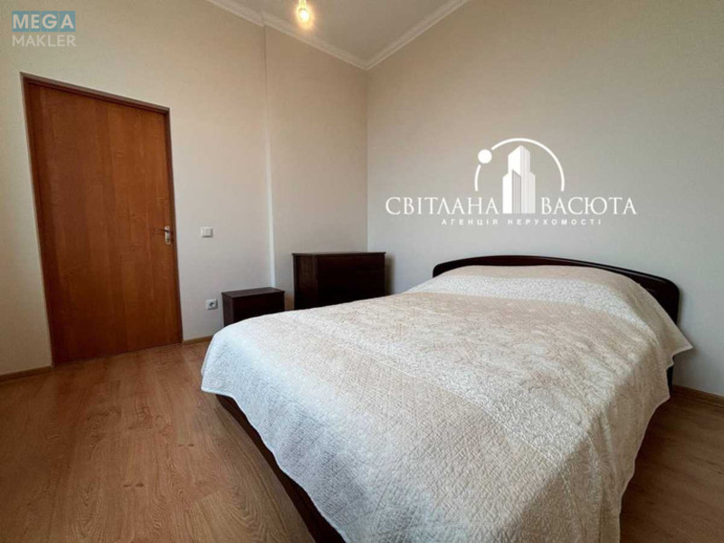 Продаж 4 кімнатної квартири (125/80/15), 9 пов. 10 пов. будинку, <a class="location-link" href="/chernovtsi/" title="Недвижимость Чернівці">Чернівці</a>, <a class="location-link" href="/chernovtsi/pershotravnevij/" title="Недвижимость Першотравневий район">Першотравневий р-н</a>, Чорноармійська (изображение 16)