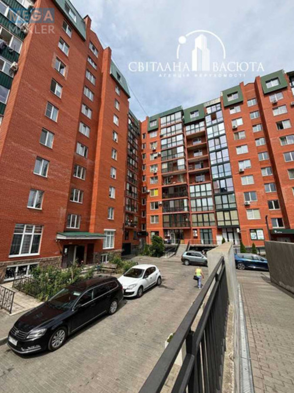 Продаж 4 кімнатної квартири (125/80/15), 9 пов. 10 пов. будинку, <a class="location-link" href="/chernovtsi/" title="Недвижимость Чернівці">Чернівці</a>, <a class="location-link" href="/chernovtsi/pershotravnevij/" title="Недвижимость Першотравневий район">Першотравневий р-н</a>, Чорноармійська (изображение 20)