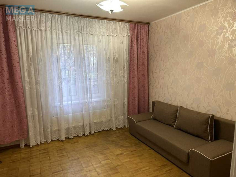 Оренда 3 кімнатної квартири, <a class="location-link" href="/kiev/" title="Недвижимость Київ">Київ</a>, <a class="location-link" href="/kiev/darnickij/" title="Недвижимость Дарницький район">Дарницький р-н</a>, Ревуцького вул., 18 (изображение 5)