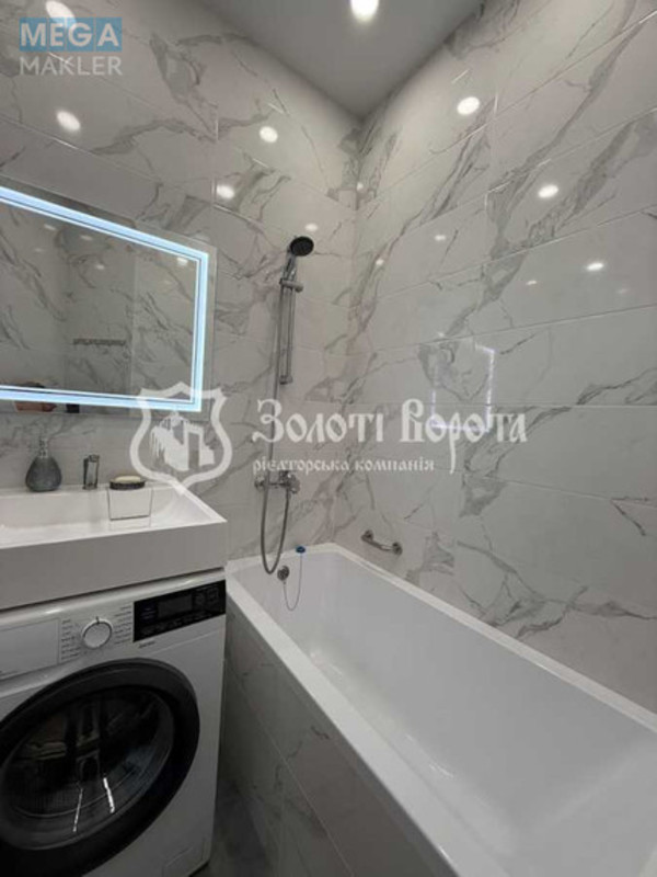 Продаж 3 кімнатної квартири (70/50/12), 9 пов. 10 пов. будинку, <a class="location-link" href="/sofievskaya-borshagovka/" title="Недвижимость Софіївська Борщагівка">Софіївська Борщагівка</a>, Боголюбова, 34 (изображение 12)