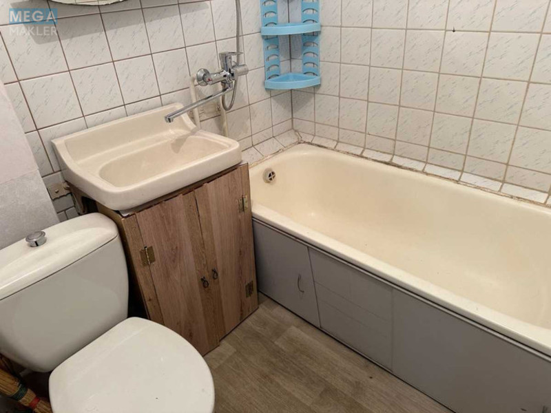 Оренда 1 кімнатної квартири, <a class="location-link" href="/kiev/" title="Недвижимость Київ">Київ</a>, <a class="location-link" href="/kiev/solomenskij/" title="Недвижимость Солом'янський район">Солом'янський р-н</a>, Преображенская ул., 16 (изображение 10)