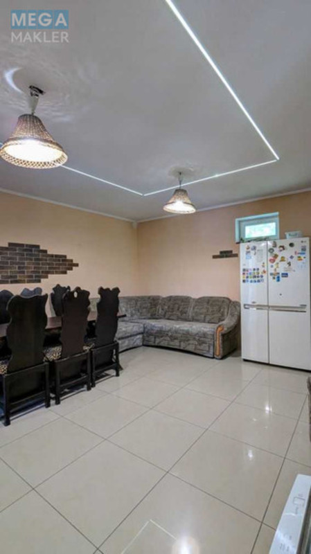Продаж дома, 2 поверху, 230 кв.м, 5 кімнат, ділянка 18 соток, <a class="location-link" href="/podgajcy-selo-kr/" title="Недвижимость Підгайці">Підгайці</a>, Спепова, 30 (изображение 5)