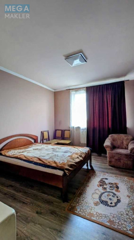 Продаж дома, 2 поверху, 230 кв.м, 5 кімнат, ділянка 18 соток, <a class="location-link" href="/podgajcy-selo-kr/" title="Недвижимость Підгайці">Підгайці</a>, Спепова, 30 (изображение 9)