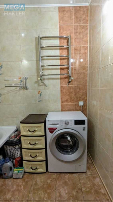 Продаж дома, 2 поверху, 230 кв.м, 5 кімнат, ділянка 18 соток, <a class="location-link" href="/podgajcy-selo-kr/" title="Недвижимость Підгайці">Підгайці</a>, Спепова, 30 (изображение 17)