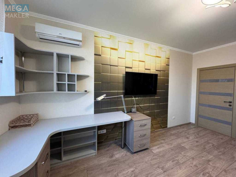 Оренда 3 кімнатної квартири, <a class="location-link" href="/kiev/" title="Недвижимость Київ">Київ</a>, <a class="location-link" href="/kiev/darnickij/" title="Недвижимость Дарницький район">Дарницький р-н</a>, Бориса Гмыри ул., 4 (изображение 11)