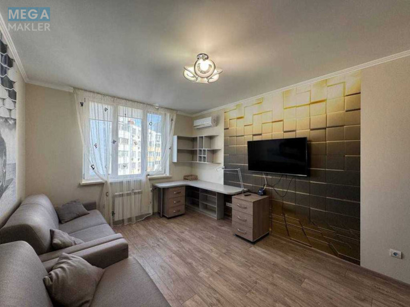 Оренда 3 кімнатної квартири, <a class="location-link" href="/kiev/" title="Недвижимость Київ">Київ</a>, <a class="location-link" href="/kiev/darnickij/" title="Недвижимость Дарницький район">Дарницький р-н</a>, Бориса Гмыри ул., 4 (изображение 12)