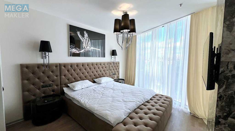 Оренда 3 кімнатної квартири, <a class="location-link" href="/kiev/" title="Недвижимость Київ">Київ</a>, <a class="location-link" href="/kiev/pecherskij/" title="Недвижимость Печерський район">Печерський р-н</a>, Иоанна Павла ІІ ул., 12 (изображение 3)