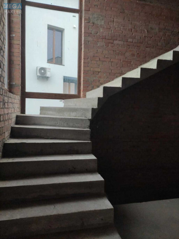 Продаж дома, 2 поверху, 398 кв.м, 6 кімнат, ділянка 11 соток, <a class="location-link" href="/malye-dmitrovichi/" title="Недвижимость Малі Дмитровичі">Малі Дмитровичі</a>, Київська, 1 (изображение 22)