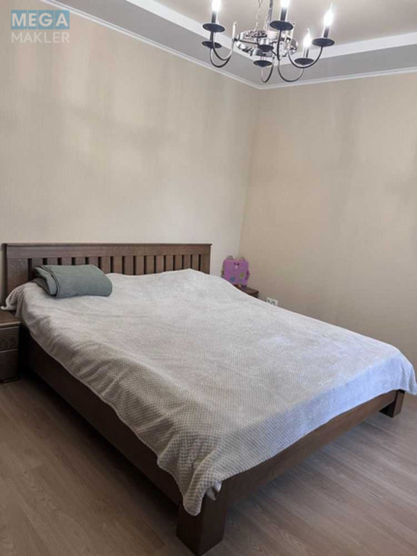 Продаж дома, 4 поверху, 244 кв.м, 4 кімнати, ділянка 6 соток, <a class="location-link" href="/glevaha/" title="Недвижимость Глеваха">Глеваха</a>, Лінія 15, 51А (изображение 4)