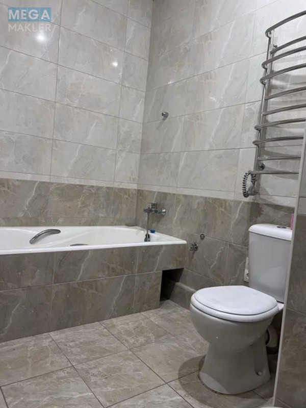Продаж дома, 4 поверху, 244 кв.м, 4 кімнати, ділянка 6 соток, <a class="location-link" href="/glevaha/" title="Недвижимость Глеваха">Глеваха</a>, Лінія 15, 51А (изображение 8)