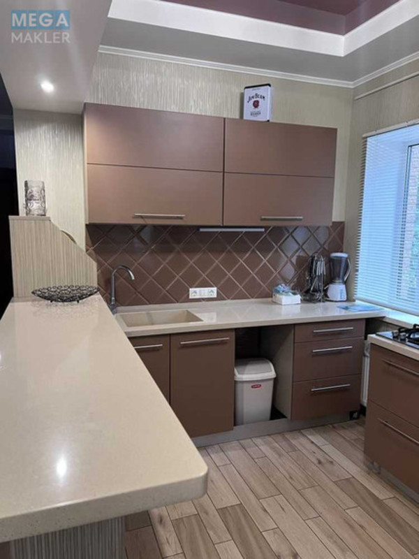 Продаж дома, 4 поверху, 244 кв.м, 4 кімнати, ділянка 6 соток, <a class="location-link" href="/glevaha/" title="Недвижимость Глеваха">Глеваха</a>, Лінія 15, 51А (изображение 11)