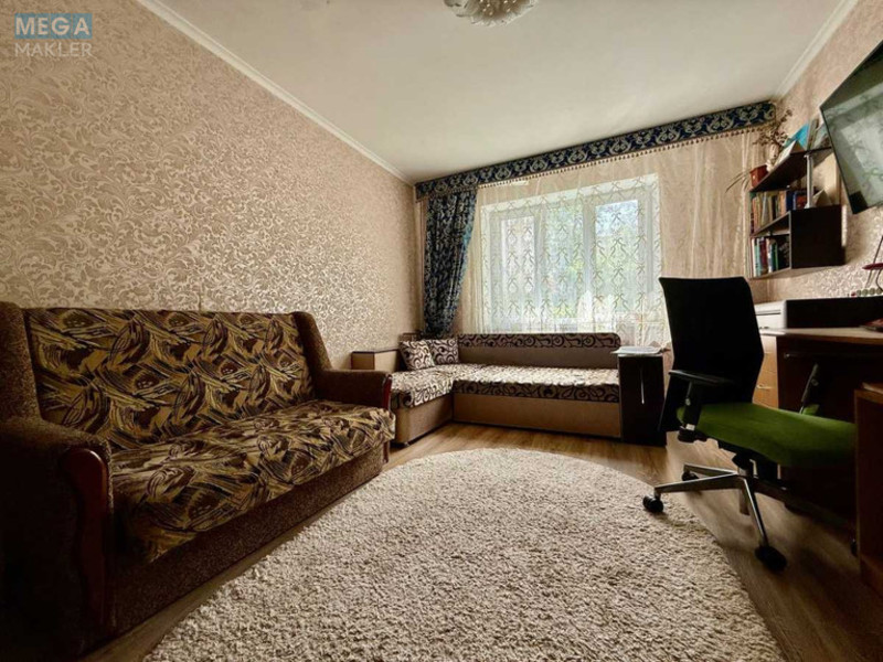 Продаж 3 кімнатної квартири (71/41/7,1), 1 пов. 10 пов. будинку, <a class="location-link" href="/kiev/" title="Недвижимость Київ">Київ</a>, <a class="location-link" href="/kiev/solomenskij/" title="Недвижимость Солом'янський район">Солом'янський р-н</a>, Леваневского ул., 8/7 (изображение 4)