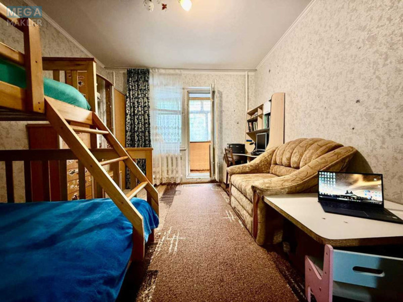 Продаж 3 кімнатної квартири (71/41/7,1), 1 пов. 10 пов. будинку, <a class="location-link" href="/kiev/" title="Недвижимость Київ">Київ</a>, <a class="location-link" href="/kiev/solomenskij/" title="Недвижимость Солом'янський район">Солом'янський р-н</a>, Леваневского ул., 8/7 (изображение 9)