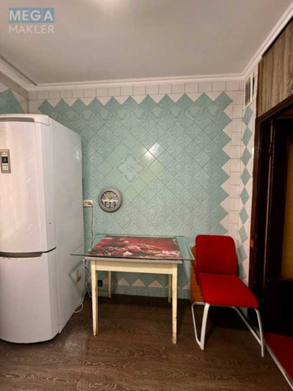 Продаж 3 кімнатної квартири (71/41/7,1), 1 пов. 10 пов. будинку, <a class="location-link" href="/kiev/" title="Недвижимость Київ">Київ</a>, <a class="location-link" href="/kiev/solomenskij/" title="Недвижимость Солом'янський район">Солом'янський р-н</a>, Леваневского ул., 8/7 (изображение 16)