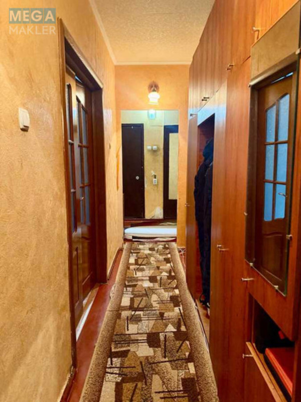 Продаж 3 кімнатної квартири (71/41/7,1), 1 пов. 10 пов. будинку, <a class="location-link" href="/kiev/" title="Недвижимость Київ">Київ</a>, <a class="location-link" href="/kiev/solomenskij/" title="Недвижимость Солом'янський район">Солом'янський р-н</a>, Леваневского ул., 8/7 (изображение 20)