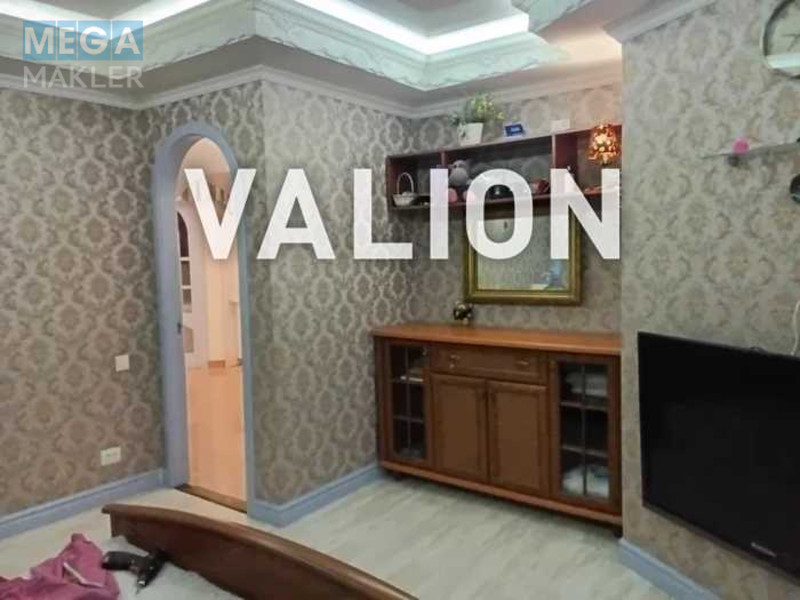 Продаж 2 кімнатної квартири (76/32/24), 2 пов. 5 пов. будинку, <a class="location-link" href="/kiev/" title="Недвижимость Київ">Київ</a>, <a class="location-link" href="/kiev/shevchenkovskij/" title="Недвижимость Шевченківський район">Шевченківський р-н</a>, Перемоги пл., 9 (изображение 5)