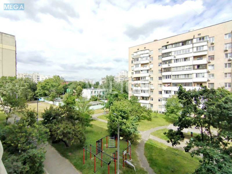 Продаж 2 кімнатної квартири (51/30/7), 4 пов. 9 пов. будинку, <a class="location-link" href="/kiev/" title="Недвижимость Київ">Київ</a>, <a class="location-link" href="/kiev/darnickij/" title="Недвижимость Дарницький район">Дарницький р-н</a>, Миколи Бажана просп., 9а (изображение 9)