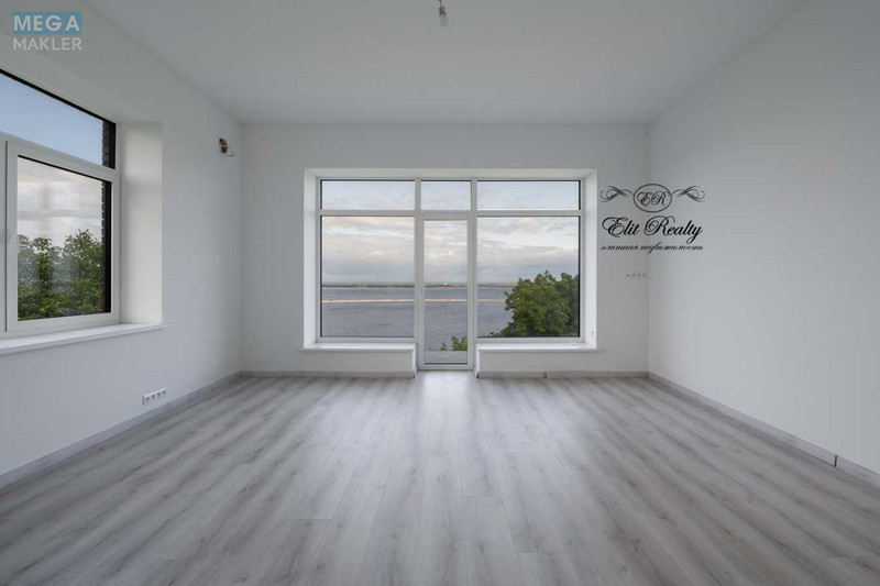 Продаж дома, 2&nbsp;поверху, 1&nbsp;035&nbsp;кв.м, 12&nbsp;кімнат, ділянка 41&nbsp;сотка, <a class="location-link" href="/vyshgorod/" title="Недвижимость Вишгород">Вишгород</a>, Ватутіна вул. (изображение 16)