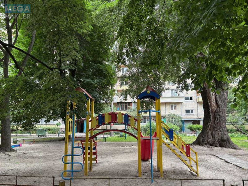 Продаж 3 кімнатної квартири (64,6/40,2/6,8), 8 пов. 9 пов. будинку, <a class="location-link" href="/kiev/" title="Недвижимость Київ">Київ</a>, <a class="location-link" href="/kiev/obolonskij/" title="Недвижимость Оболонський район">Оболонський р-н</a>, Маршала Рокоссовського просп., 4а (изображение 12)