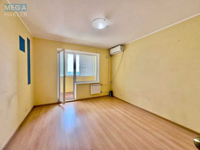 Продаж 4 кімнатної квартири (85/56/11,5), 7 пов. 16 пов. будинку, <a class="location-link" href="/kiev/" title="Недвижимость Київ">Київ</a>, <a class="location-link" href="/kiev/desnyanskij/" title="Недвижимость Деснянський район">Деснянський р-н</a>, Миколи Закревського вул., 23 (изображение 7)