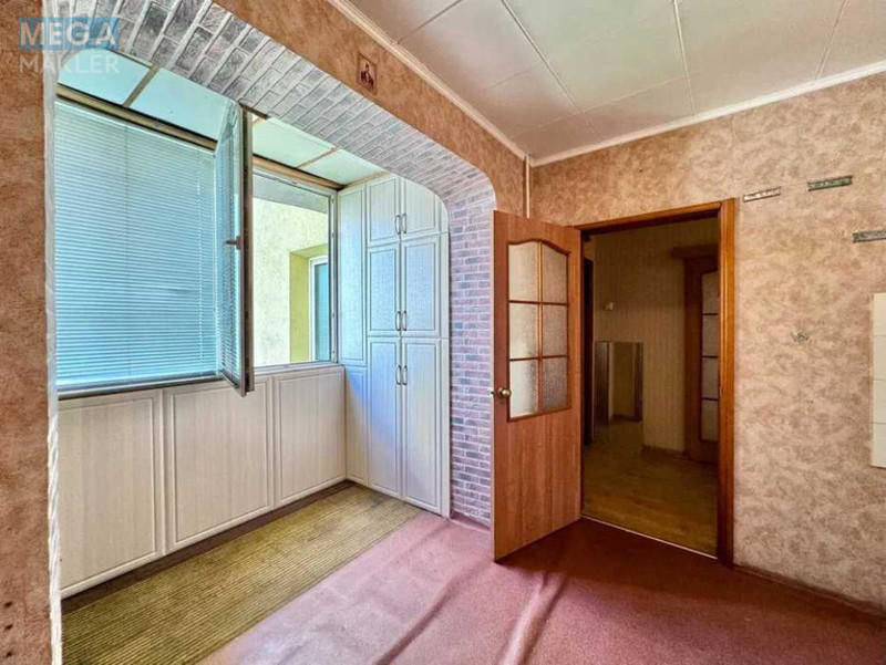 Продаж 4 кімнатної квартири (85/56/11,5), 7 пов. 16 пов. будинку, <a class="location-link" href="/kiev/" title="Недвижимость Київ">Київ</a>, <a class="location-link" href="/kiev/desnyanskij/" title="Недвижимость Деснянський район">Деснянський р-н</a>, Миколи Закревського вул., 23 (изображение 9)