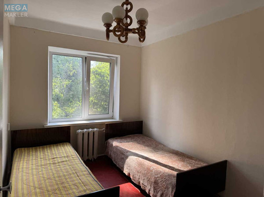 Продаж 2 кімнатної квартири (40/23/6), 4 пов. 5 пов. будинку, <a class="location-link" href="/kiev/" title="Недвижимость Київ">Київ</a>, <a class="location-link" href="/kiev/podolskij/" title="Недвижимость Подільський район">Подільський р-н</a>, Ветряные Горы ул., 10Д (изображение 6)