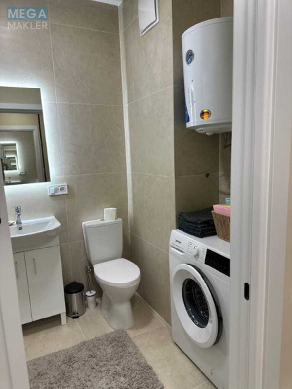 Оренда 1 кімнатної квартири, <a class="location-link" href="/kiev/" title="Недвижимость Київ">Київ</a>, <a class="location-link" href="/kiev/podolskij/" title="Недвижимость Подільський район">Подільський р-н</a>, Правди просп., 53 (изображение 8)