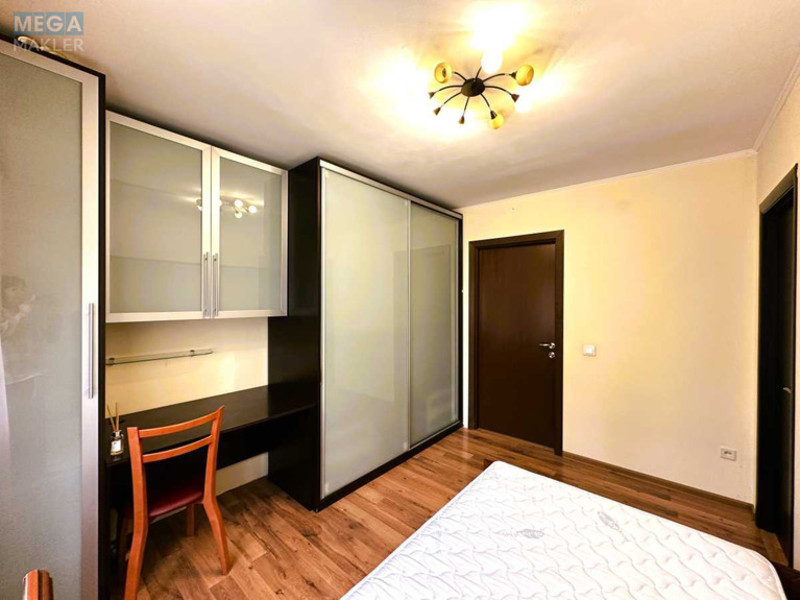 Продаж 2 кімнатної квартири (78/44/14), 2 пов. 25 пов. будинку, <a class="location-link" href="/kiev/" title="Недвижимость Київ">Київ</a>, <a class="location-link" href="/kiev/dneprovskij/" title="Недвижимость Дніпровський район">Дніпровський р-н</a>, Дарницький бульв., 10 (изображение 9)